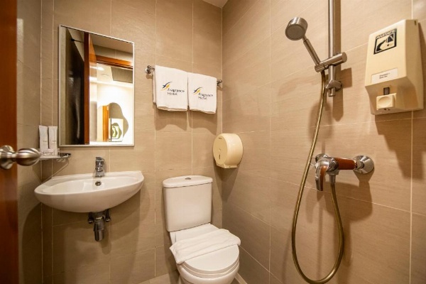 Fragrance Hotel - Oasis image 28